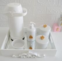 Kit Higiene Bebê K028 Porcelanas Térmica Banho Cuidado Quarto Dourado