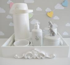 Kit Higiene Bebê K028 Porcelanas Térmica Banho Cuidado Quarto Prata