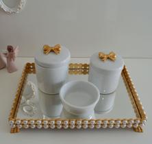 Kit Higiene Bebê K036 Porcelana Bandeja Pérola Dourado Banho Cuidado Quarto Menino Menina