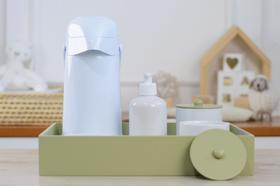 Kit Higiene Bebê K064 Porcelanas Térmica Banho Quarto Cinza e Verde Safari