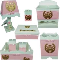 Kit Higiene bebê Mdf decorado 8 pçs menina - ROSA BB COM BOLINHA DE COROA Kit Higiene bebê Mdf decorado 8 pçs menina - ROSA BB COM BOLINHA DE COROA