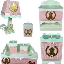 Kit Higiene bebê Mdf menina 7 pçs - ROSA XADREX DE URSINHA Kit Higiene bebê Mdf menina 7 pçs - ROSA XADREX DE URSINHA