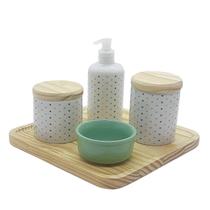 Kit higiene bebê Poá 5 pçs - Molh. Verde -Tampas e Bdj Pinus