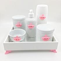 Kit Higiene Bebê Porcelana Princesa Coroa Rosa Bandeja Mdf Garrafa 6pçs - TG Decor