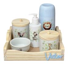 Kit Higiene Bebê Porcelana Safari Bandeja Pinus Adesivo Dtf Uv Com Nome Personalizado Kit Higiene Bebê Porcelana Safari Bandeja Pinus Adesivo Dtf Uv Com Nome Personalizado