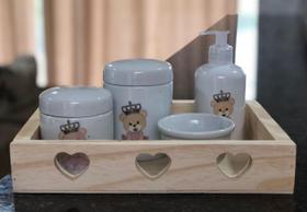 Kit higiene bebê Princesa Ursinha Realeza 5 peças - Bandeja, potes, porta álcool e molhadeira - Peças Porcelana Bandeja