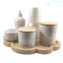 Kit higiene completo em porcelana branco poa rosa com bandeja nuvem e garrafa termica