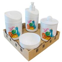Kit Higiene Dino Baby Juntos c/bandeja quadrada crua Kit Higiene Dino Baby Juntos c/bandeja quadrada crua