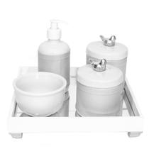 Kit Higiene Espelho Potes, Molhadeira, Porta Álcool-Gel e Capa Passarinho Prata Quarto Bebê Unissex
