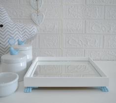 Kit Higiene K049 Bandeja MDF Porcelanas Apliques Azul Quarto Bebê