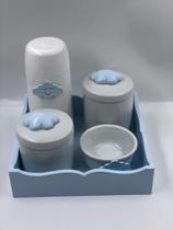 Kit Higiene Porcelana Bandeja Mdf Térmica Branca Tema Nuvem Azul - TG Decor