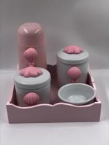 Kit Higiene Porcelana Bandeja Mdf Térmica Rosa Tema Balão Kit Higiene Porcelana Bandeja Mdf Térmica Rosa Tema Balão