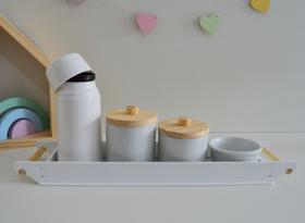Kit Higiene Porcelana Bebê K160 Bandeja Azul Rosa Safari Branco Cinza C/Alça Pinus Banho Unissex Kit Higiene Porcelana Bebê K160 Bandeja Azul Rosa Safari Branco Cinza C/Alça Pinus Banho Unissex