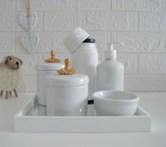 Kit Higiene Porcelana Bebê Térmica Bandeja K010 Provençal Kit Higiene Porcelana Bebê Térmica Bandeja K010 Provençal