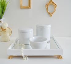 Kit Higiene Porcelanas K152 Bebê Moderno Resina Dourada Bandeja Espelho Quarto Kit Higiene Porcelanas K152 Bebê Moderno Resina Dourada Bandeja Espelho Quarto
