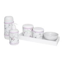 Kit Higiene Slim Branco Garrafa Pequena Capa Rosa Provençal Quarto Bebê Menina