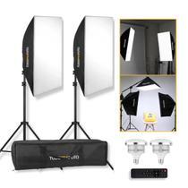 Kit Iluminação Estúdio 2 Softbox 50x70cm + 2 Tripés 1,90m + Lâmpadas 85W Bivolt + Bolsa Kit Iluminação Estúdio 2 Softbox 50x70cm + 2 Tripés 1,90m + Lâmpadas 85W Bivolt + Bolsa