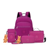 Kit Infantil Mochila + Lancheira + Estojo + Case Kit Infantil Mochila + Lancheira + Estojo + Case