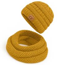 Kit Inverno Feminino Touca com Abertura para Rabo de Cavalo e Cachecol Gola em Tricô Quentinho