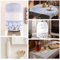 Kit Jogo de Cozinha Renda Capa de Fogão, Galão de Água, Botijão e Toalha Chá e Trilho de Mesa - 5 Peças Desenho Tulipa Branca Kit Jogo de Cozinha Renda Capa de Fogão, Galão de Água, Botijão e Toalha Chá e Trilho de Mesa - 5 Peças Desenho Tulipa Branca