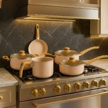 Kit Jogo de Panela 5 Peças Revestimento Cerâmico Antiaderente Creme Bege Tampa de Vidro Alça Soft Touch Bambu Kit Jogo de Panela 5 Peças Revestimento Cerâmico Antiaderente Creme Bege Tampa de Vidro Alça Soft Touch Bambu