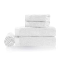 Kit Jogo De Toalhas Karsten 5 Peças Banhão Rosto e Piso Imperial Fio Penteado Kit Jogo De Toalhas Karsten 5 Peças Banhão Rosto e Piso Imperial Fio Penteado