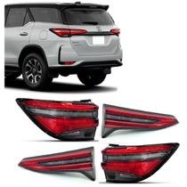 Kit Lanterna Hilux SW4 2021 2022 2023 2024 Canto e Mala Com Led Kit Lanterna Hilux SW4 2021 2022 2023 2024 Canto e Mala Com Led