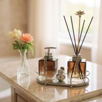 Kit Lavabo Banheiro Com Difusor Saboneteira e Bandeja Super Luxo Marrom e Prata
