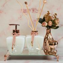 Kit Lavabo Conjunto Para Banheiro Difusor + Saboneteira + Bandeja Espelho + Vaso e Enfeite Porcelana Luxo- K296Rose Coleção Austrália - Sonho Rosa Mundo