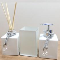 Kit Lavabo Cubo Aromatizador Saboneteira Branco Copo Porta-Escovas Perfume Luxo Elegância