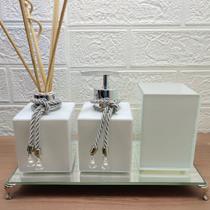 Kit Lavabo Jogo Banheiro Aromatizador Porta Sabonete Porta Escova Pincel Maquiagem Bandeja Espelhada-Organizadores Decoração Casa-Branco e Prata