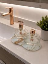 Kit Lavabo Luxo Aromatizador Difusor e Saboneteira Jolie Bandeja marmore Rose