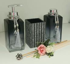 Kit Lavabo Luxo com Porta Escova de Dentes Kit Lavabo Luxo com Porta Escova de Dentes