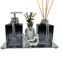 Kit Lavabo Luxo Para Banheiro Saboneteira e Difusor Com Bandeja - Vidro Cubo Azul Escuro Prata