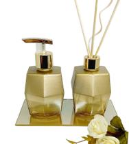 Kit Lavabo OURO Madeira 250ml Aromatizador Porta Sabonete Bandeja