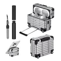 Kit Limpador para Fones e Capa Protetora Nerdcase Compatível com AirPods Pro 3, Formato Mala de Viagem, Cinza Kit Limpador para Fones e Capa Protetora Nerdcase Compatível com AirPods Pro 3, Formato Mala de Viagem, Cinza