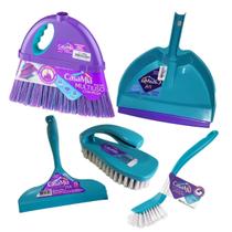 Kit Limpeza Com Vassoura S/ Cabo, Rodo De Pia, Pá E Escovas