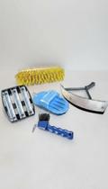Kit Limpeza Equinos: Rodo, Raspador, Escovão Kit Limpeza Equinos: Rodo, Raspador, Escovão
