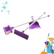Kit Limpeza Infantil Vassoura, Rodo e Pá Calesita Cor Lilás Kit Limpeza Infantil Vassoura, Rodo e Pá Calesita Cor Lilás