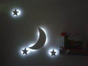 Kit Luminárias Meia Lua + 3 Estrelas LED