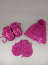 kit luva, touca e sapatinho pink para bebê de 0 a 2 meses em tricô