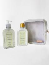 Kit luxury dolce stella c/necessaire sab. liq. e loção corporal 300ml