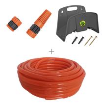 Kit mangueira siliconada 20m para jardim laranja com esguicho e engate rosqueavel e suporte tramontina