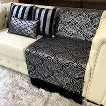 Kit Manta Arabesco, 2 Capas de Almofada e 1 Almofada Retangular Luxo Preto e Prata 45cmx45cm