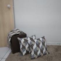 Kit manta de sofá monaco jacquard 1,40 x 1,70 c/ 2 capas de almofadas Kit manta de sofá monaco jacquard 1,40 x 1,70 c/ 2 capas de almofadas