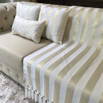 Kit Manta Listrado, 2 Capas de Almofada e 1 Almofada Retangular Luxo Branco com Dourado 45cmx45cm
