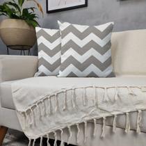 Kit Manta Para Sofá Bege + 2 Capas De Almofada Com Zíper