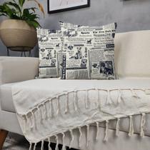 Kit Manta Para Sofá Bege + 2 Capas De Almofada Com Zíper Kit Manta Para Sofá Bege + 2 Capas De Almofada Com Zíper