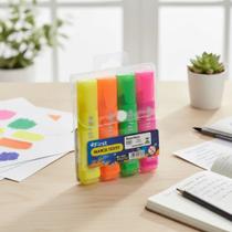 Kit Marca Texto com 4 Unidades Neon First Kit Marca Texto com 4 Unidades Neon First