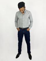 KIT Masculino 2 Peças - Camisa Social Manga Longa Slim Cinza e Calça Skinny Jeans Escura KIT Masculino 2 Peças - Camisa Social Manga Longa Slim Cinza e Calça Skinny Jeans Escura